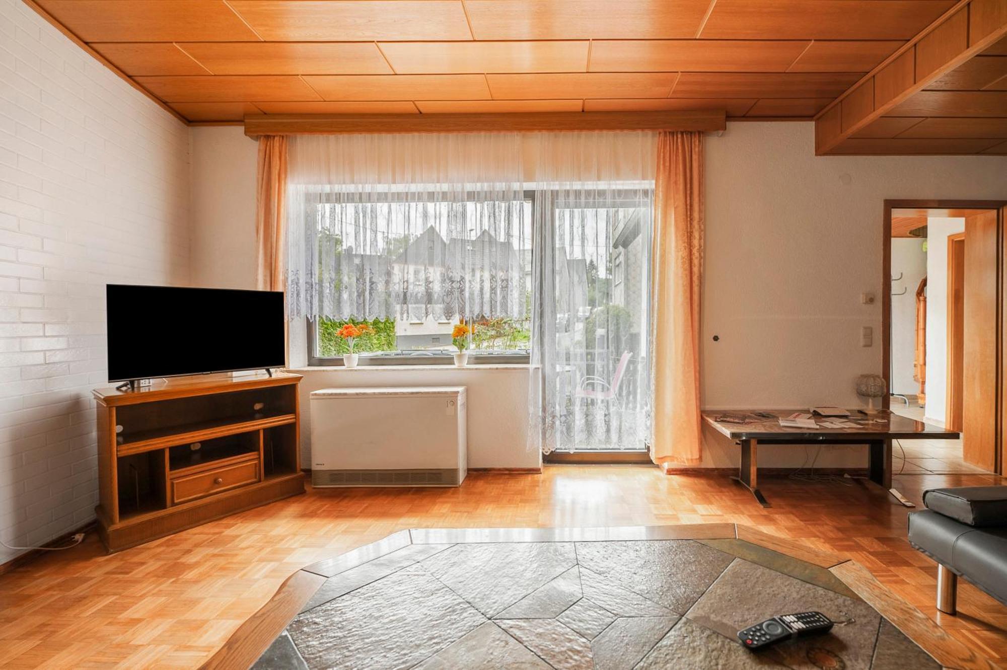 Ferienhaus Eiffelperle Kaisersesch Esterno foto